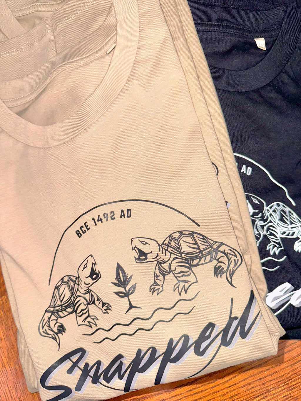 Unisex Snapped Original T-shirts