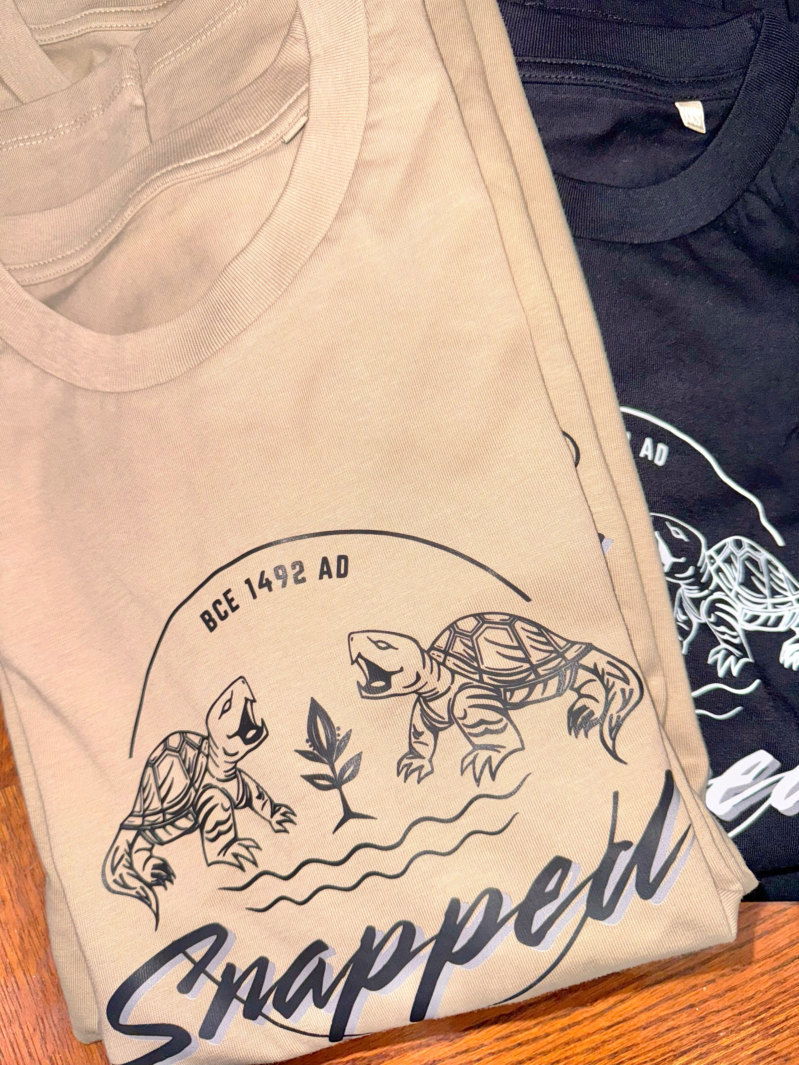 Unisex Snapped Original T-shirts